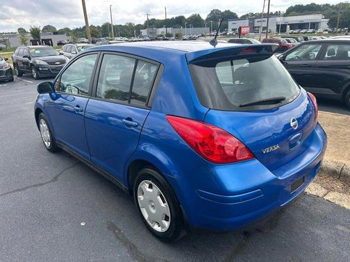 2009 Nissan Versa 1.8 S