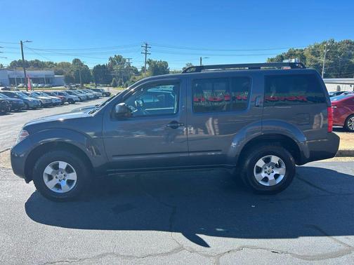 2011 Nissan Pathfinder S
