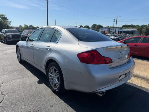 Liquid Platinum 2015 INFINITI Q40 Base