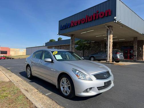 Liquid Platinum 2015 INFINITI Q40 Base