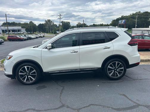 2020 Nissan Rogue SL