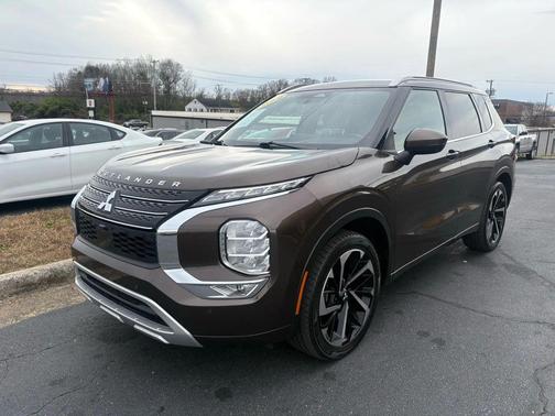 2022 Mitsubishi Outlander SEL Special Edition 2WD