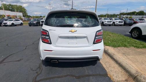 Summit White 2017 Chevrolet Sonic LT