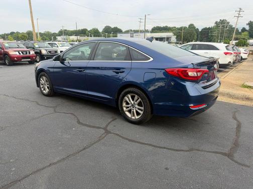 Lakeside Blue 2016 Hyundai SONATA SE
