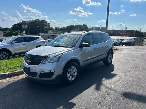 2017 Chevrolet Traverse LS