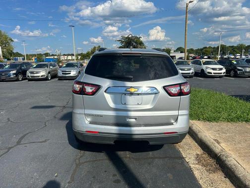 2017 Chevrolet Traverse LS