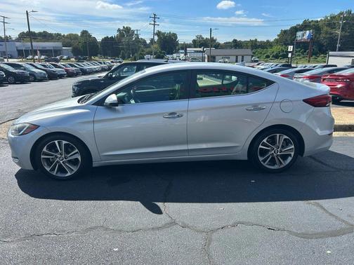 2017 Hyundai ELANTRA Limited