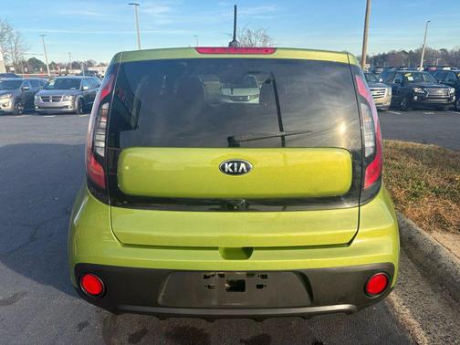 2019 Kia Soul Base