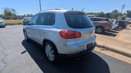 Reflex Silver Metallic 2016 Volkswagen Tiguan 2.0T SE 4MOTION