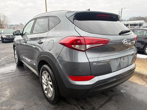 2018 Hyundai TUCSON SEL