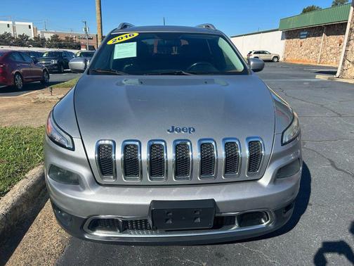 2016 Jeep Cherokee Sport