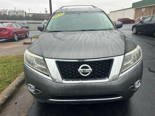 2015 Nissan Pathfinder SV