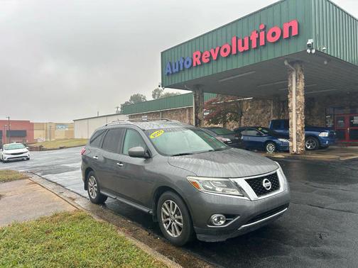 2015 Nissan Pathfinder SV