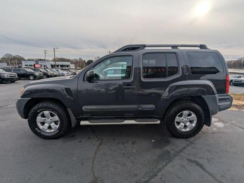 2013 Nissan Xterra S