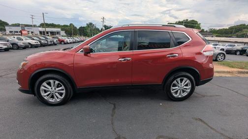 Cayenne Red 2016 Nissan Rogue SV