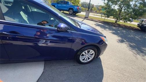 2013 Hyundai SONATA GLS