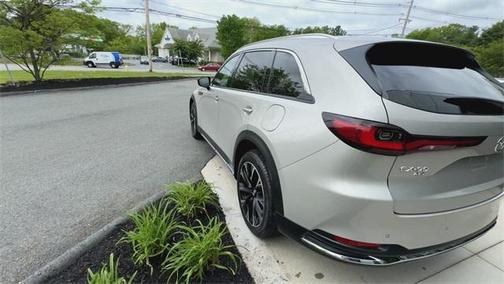 2024 Mazda CX-90 PHEV Premium Plus