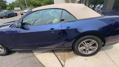 2012 Ford Mustang V6 Premium