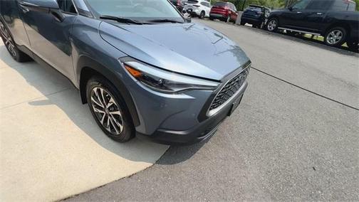 2024 Toyota Corolla Cross XLE