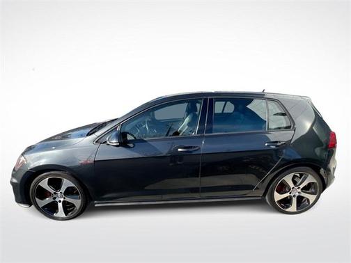 2017 Volkswagen Golf GTI SE 4-Door