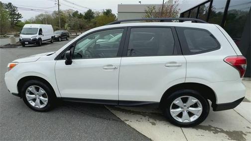 2016 Subaru Forester 2.5i