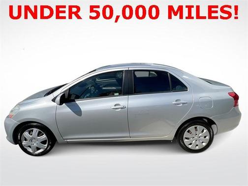 2009 Toyota Yaris S