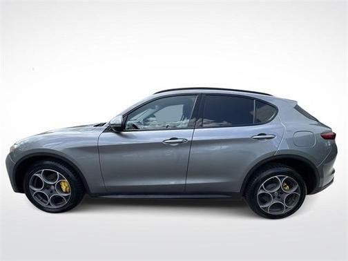 2018 Alfa Romeo Stelvio Base