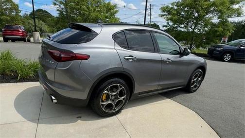 2018 Alfa Romeo Stelvio Base