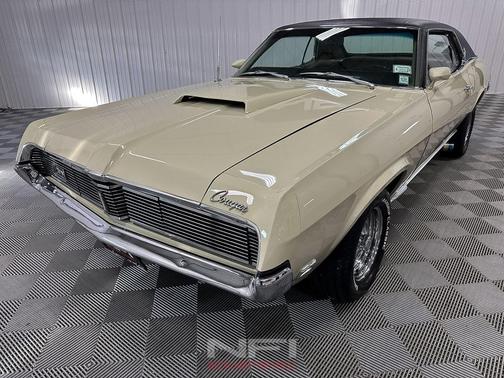 1969 Mercury Cougar XR7