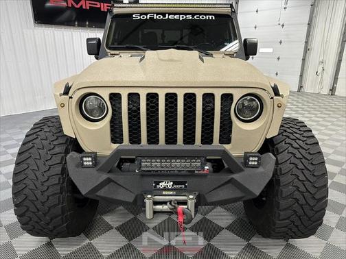 2022 Jeep Gladiator Sport S