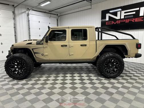 2022 Jeep Gladiator Sport S