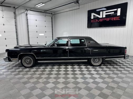 1977 Lincoln Continental Town Car