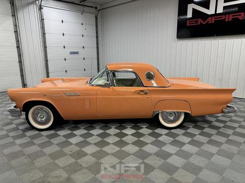 1957 Ford Thunderbird Base