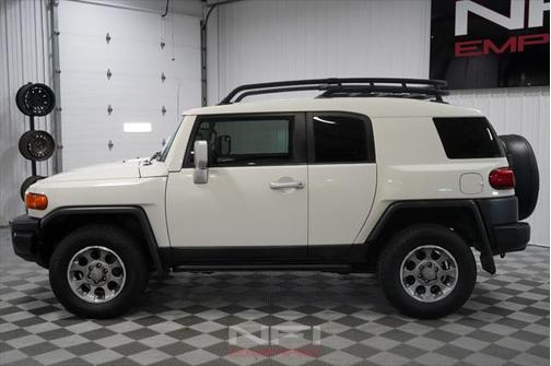 2012 Toyota FJ Cruiser Base
