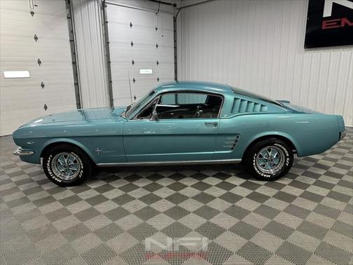 1966 Ford Mustang Base