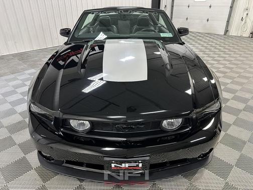 2010 Ford Mustang GT Premium