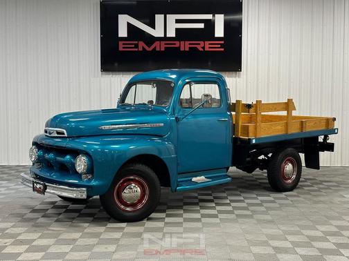 1951 Ford F2 Dump Truck