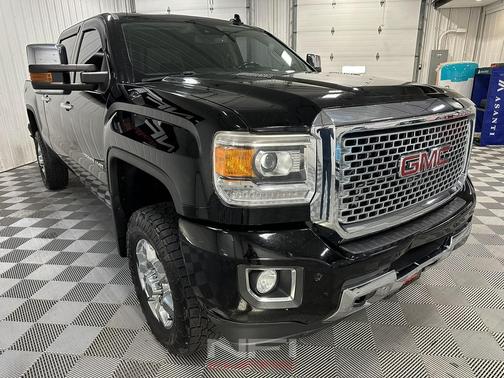 2015 GMC Sierra 2500 Denali
