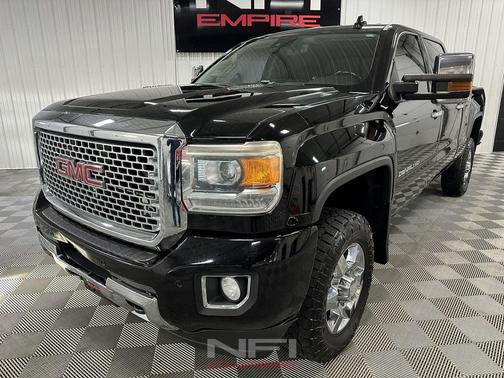 2015 GMC Sierra 2500 Denali