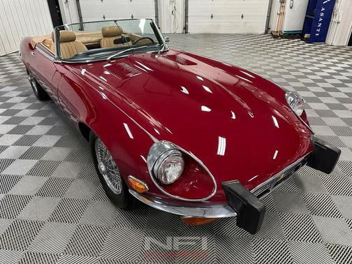 1974 Jaguar XKE Base