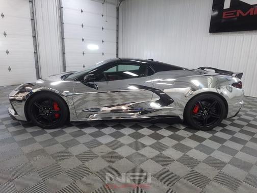 Chrome 2024 Chevrolet Corvette Stingray w/3LT