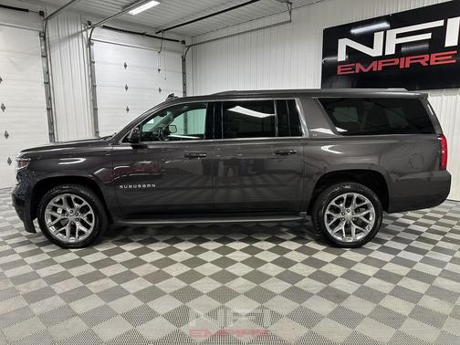 2016 Chevrolet Suburban LT
