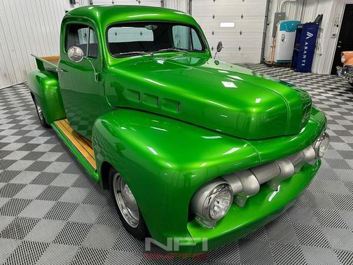 1952 Ford F1 Truck