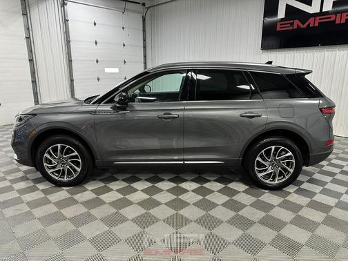 2022 Lincoln Corsair Standard