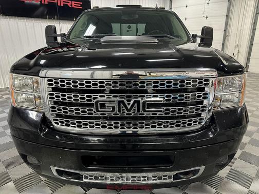 2012 GMC Sierra 3500 Denali