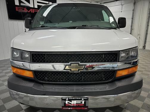 2015 Chevrolet Express 3500 Diesel