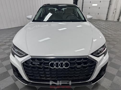 2024 Audi A8 L 55 TFSI quattro Tiptronic