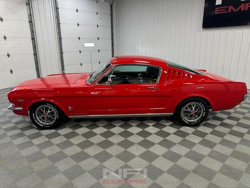 1966 Ford Mustang Base