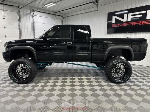 2000 Dodge Ram 2500 Base