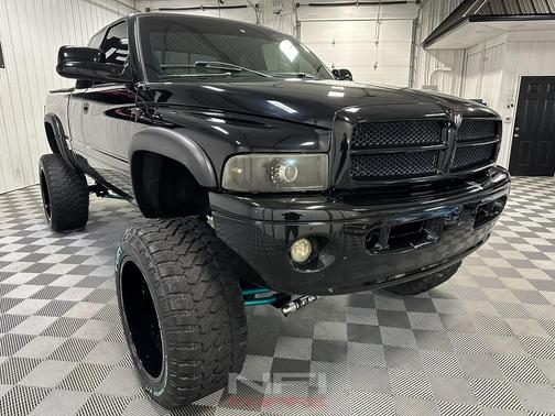 2000 Dodge Ram 2500 Base